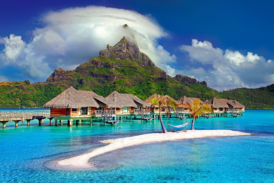 The Rise of Sustainable Tourism: How Travelers Can Contribute to Environmental Conservation